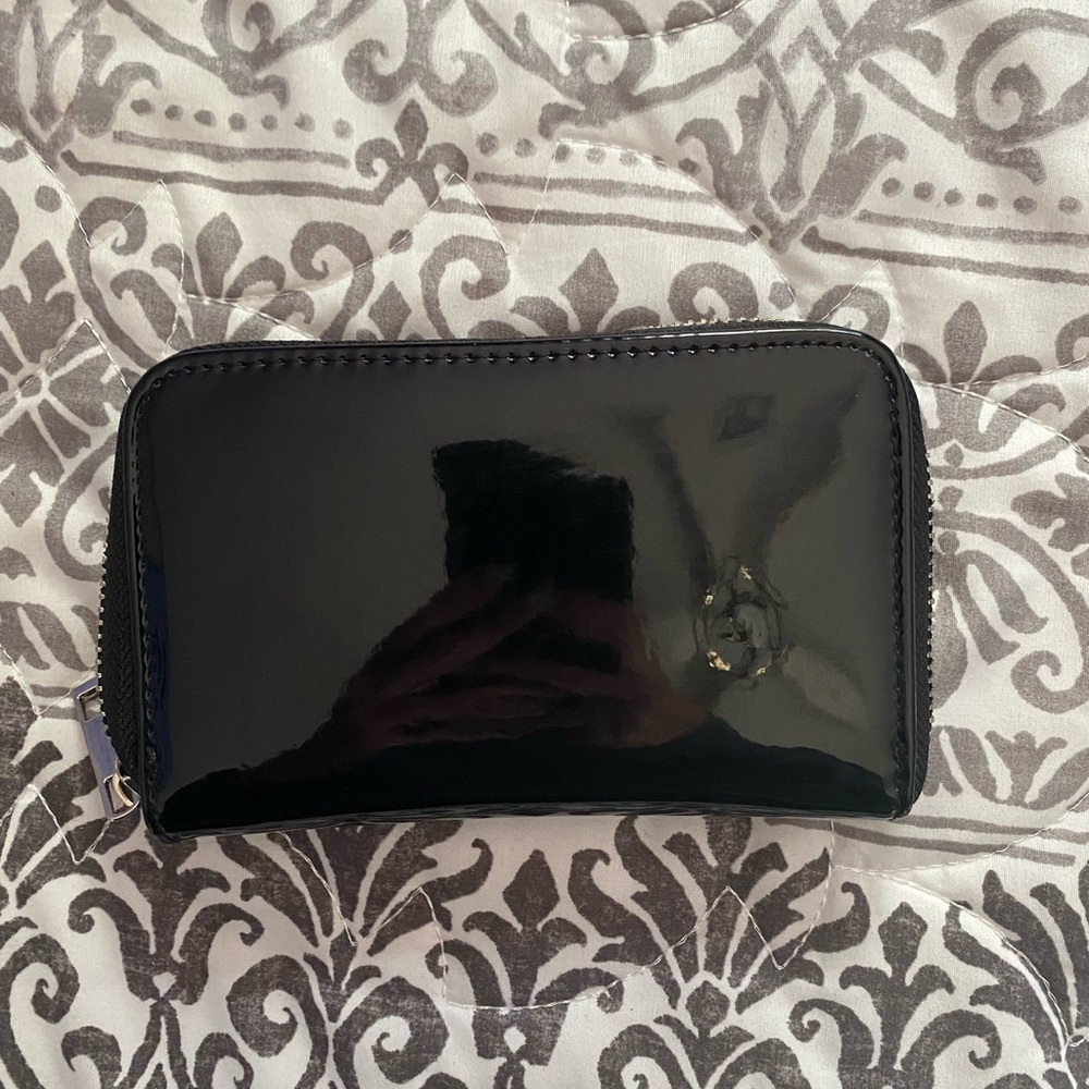Forever 21 wallet
